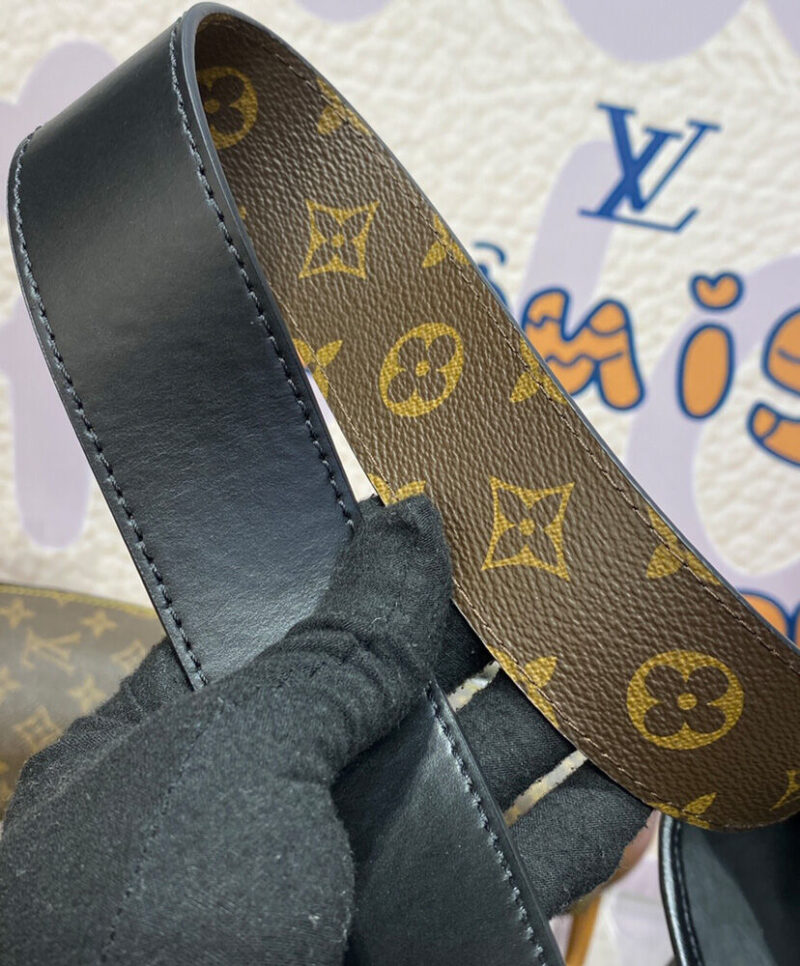 Louis Vuitton CarryAll Dark MM M25143 Black